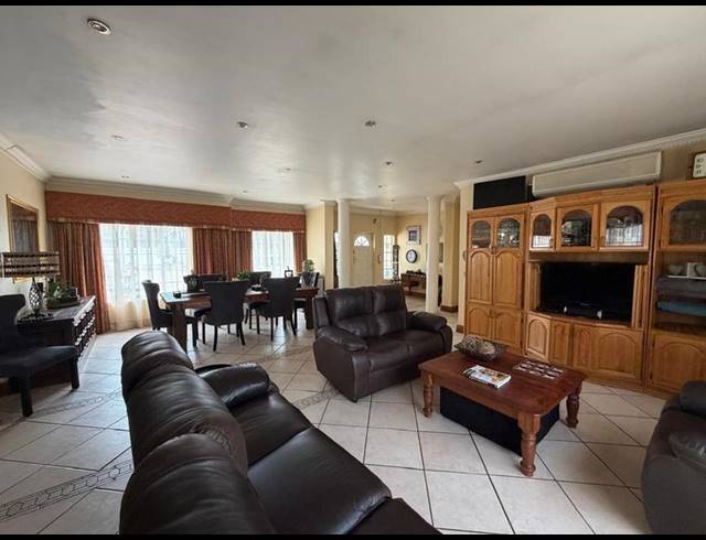 4 BEDROOM HOUSE FOR SALE IN STANDERTON CENTRAL